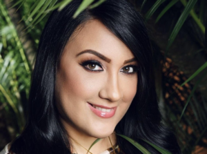 Dominicana es confirmada diseñadora oficial rumbo Miss Universe Chile