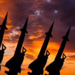 EU prueba misil con capacidad para portar ojivas nucleares