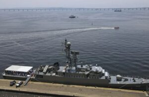 Más de 80 muertos en buque de guerra iraní torpedeado por EU