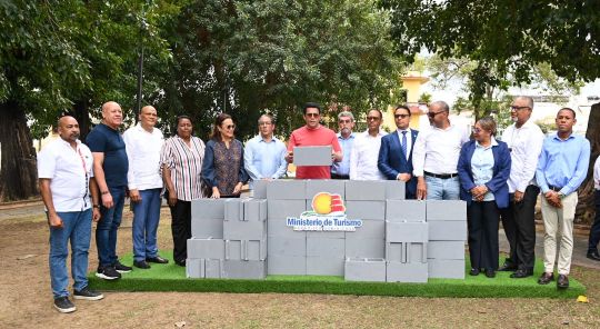 Revitalizan parque emblemático en la Ciudad Colonial de SD