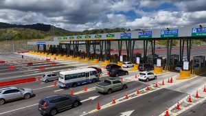 Gobierno dice tránsito RD en Semana Santa ha roto récord