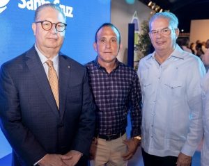 Banco Santa Cruz inaugura un centro de negocios en Valverde