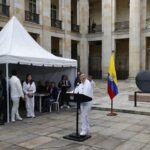 COLOMBIA: Candidatos votan; comicios siguen con normalidad