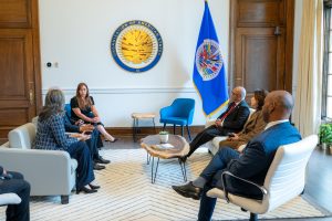 EU: Presidente Senado de RD se con secretario general de la OEA
