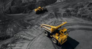 Primero la Constitución, luego la minería