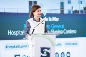Vicepresidenta entrega muelle y un hospital en Sabana de la Mar