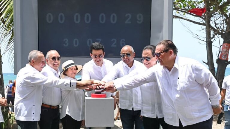David Collado deja iniciada obras turísticas en Baní por 137 millones de pesos