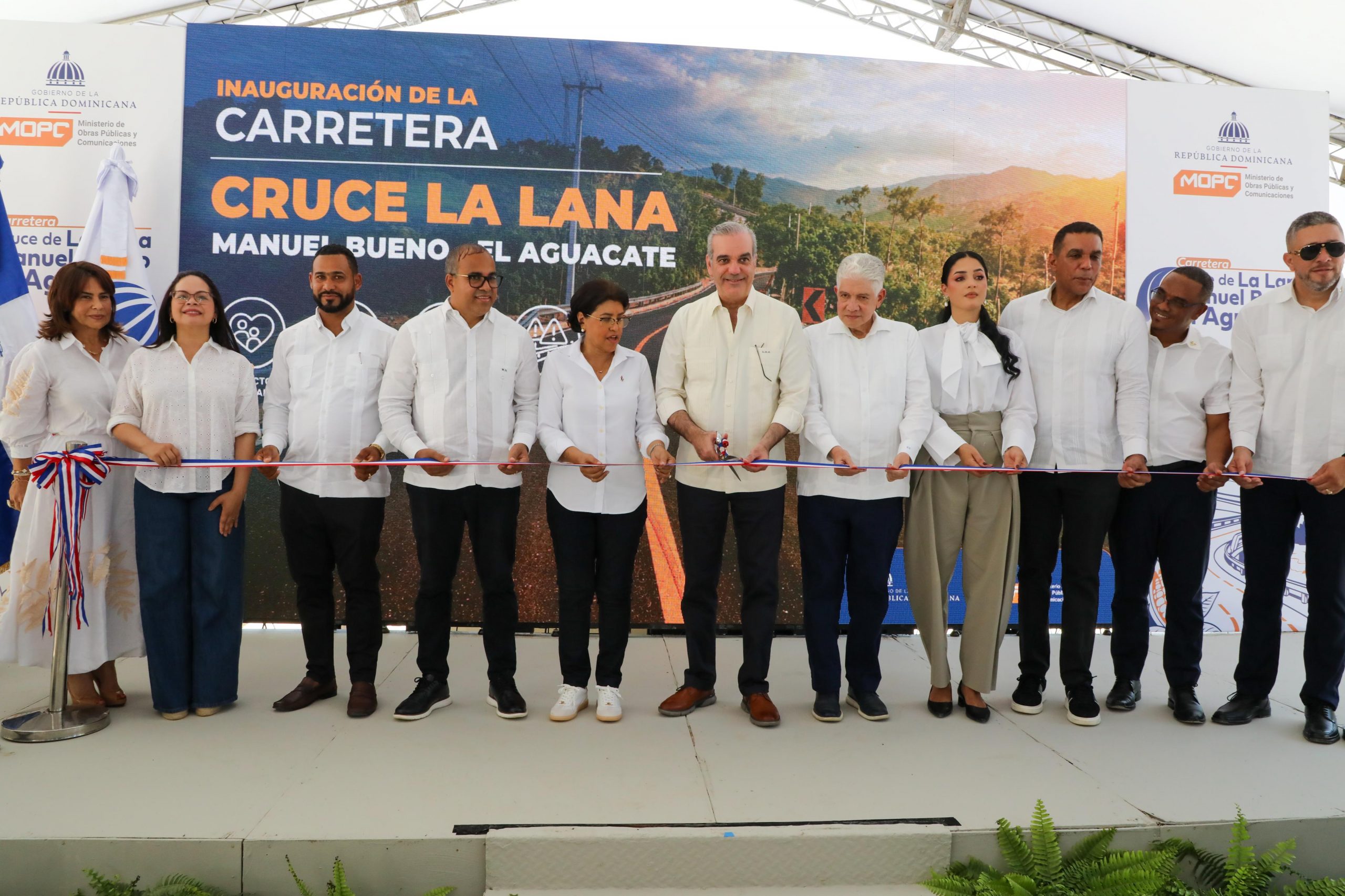 Abinader inaugura vía conecta Dajabón y Santiago Rodríguez