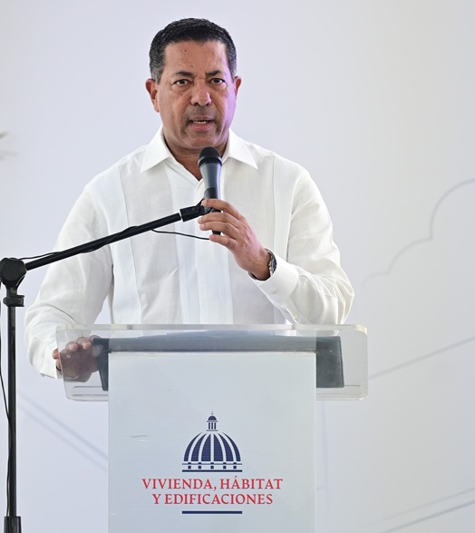 Banreservas financia 60 apartamentos en Boca Chica