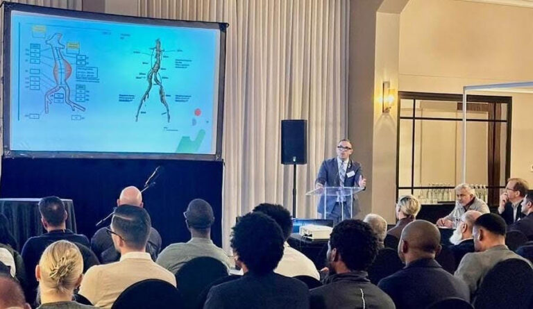 Cirujano de RD participa
congreso cirugía vascular
en África