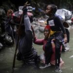 Fotógrafos 9 países y RD llevan al Bronx historias de migración