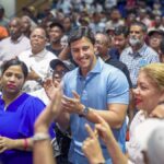 Histórico Raymond Rodríguez sorprende a más de 750 padres del Distrito Nacional con una multitudinaria celebración por adelantado de su día