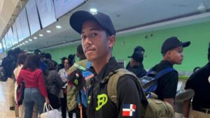Orly Emmanuel Claudio Rivas obtiene beca deportiva para estudiar y jugar béisbol en Texas gracias a Darling Nicasio «El Líder» y la Fundación Edupor