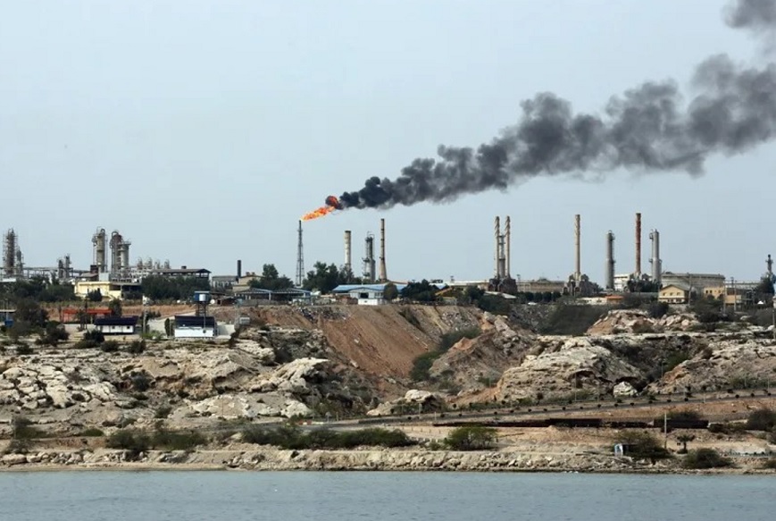 Irán defiende soberanía sobre Ormuz, reanuda exportaciones