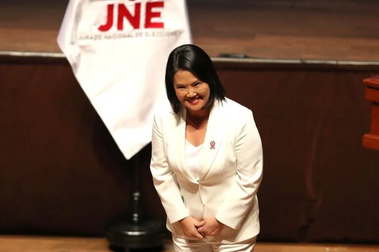Lula no contempla ir a tomas de posesión en Perú ni Colombia