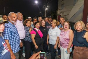Alcaldesa fortalece seguridad con iluminación 36 calles DN