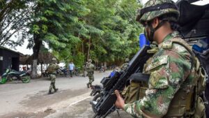 Colombia lanza una operación militar contra disidencias FARC