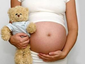 El embarazo adolescente y un país que mira para otro lado