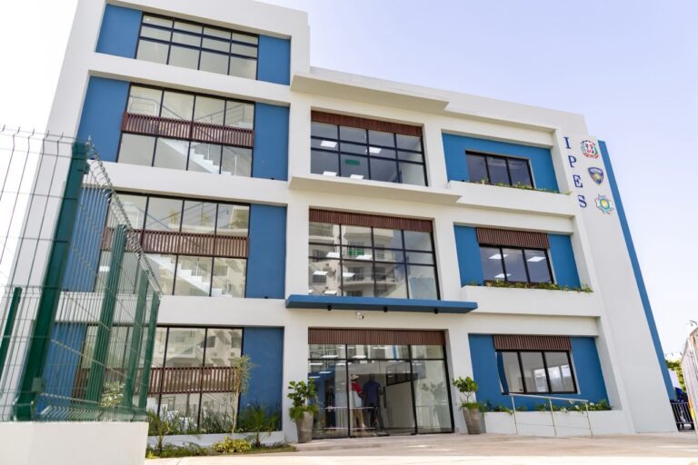 Entregan edificio del Instituto Policial de Educación Superior