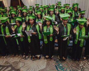 Graduados como médicos 103 alumnos Universidad de Haití