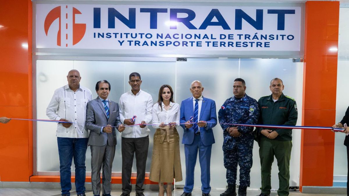 INTRANT abre por primera vez oficinas de licencias en Montecristi y Dajabón INTRANT abre por primera vez oficinas de licencias en Montecristi y Dajabón
