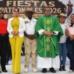 San Luis inicia sus Fiestas Patronales 2026 con un desfile encabezado por la Alcaldesa y el Padre Silva
