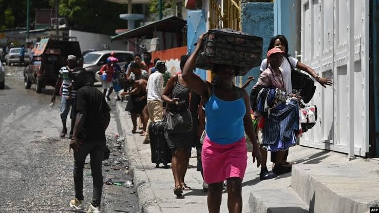 Miles de haitianos huyen de Kenscoff tras cruento ataque