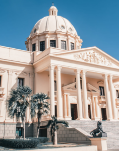 Paso en falso: reajustes, cortar subvenciones y crear nuevos impuestos