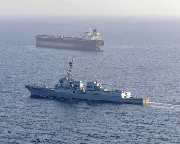 EEUU reivindica bloqueo de 84 buques en el estrecho de Ormuz
