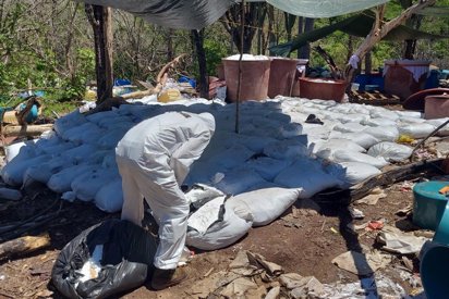 EEUU se atribuye incautación 16 toneladas de metanfetamina EEUU se atribuye incautación 16 toneladas de metanfetamina