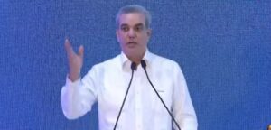 EN VIVO: Rueda de prensa del Presidente RD desde el Palacio