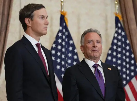 Enviados Trump viajan a Kiev y Moscú en nueva gestión de paz