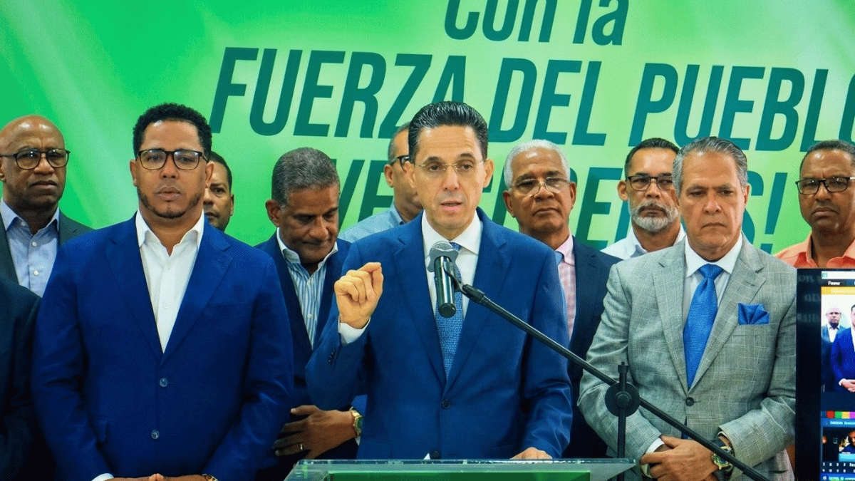 La Fuerza del Pueblo denuncia crisis en el Sector Eléctrico: pérdidas de un 40 %, déficit triplicado y sobrefacturación a seis años de gobierno La Fuerza del Pueblo denuncia crisis en el Sector Eléctrico: pérdidas de un 40 %, déficit triplicado y sobrefacturación a seis años de gobierno