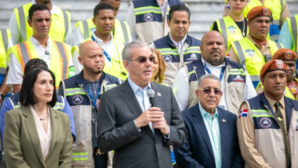 Presidente Abinader felicita al COE y a todos los organismos de socorro, instituciones públicas y privadas por coordinación del Simulacro Nacional y llama a fortalecer preparación para salvar vidas