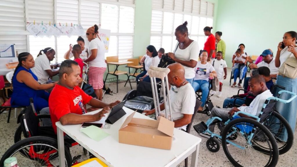 DASAC realiza operativo médico-social para personas con discapacidad y sus familias en Higüey