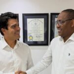 El diputado Carlos Sánchez se suma al proyecto de Wellington Arnaud y refuerza su estructura política en el Distrito Nacional