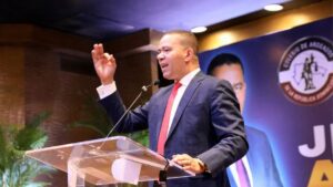 A 72 días de las elecciones del Colegio de Abogados, Jhonny Aristy pide al PRM asumir candidatura institucional