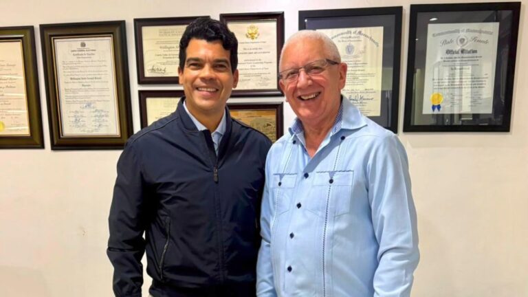 Wellington Arnaud designa al exdiputado Ramón Ceballo como vocero oficial de su proyecto presidencial