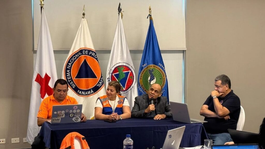 Director Defensa Civil participa en taller regional para fortalecer la preparación y respuesta ante desastres