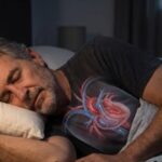 Posición al dormir aumenta el riesgo de un derrame cerebral